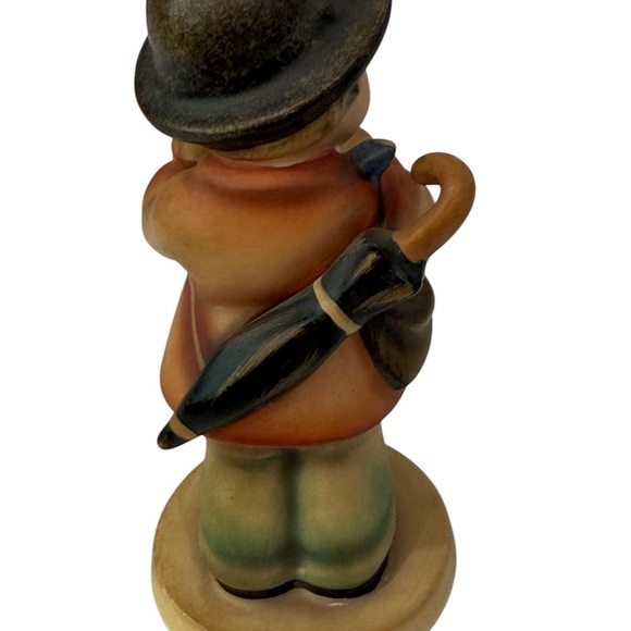Hummel Little Fiddler 5 inch West Germany # 4 Fiddler Umbrella Vintage with hat - Picture 3 of 6
